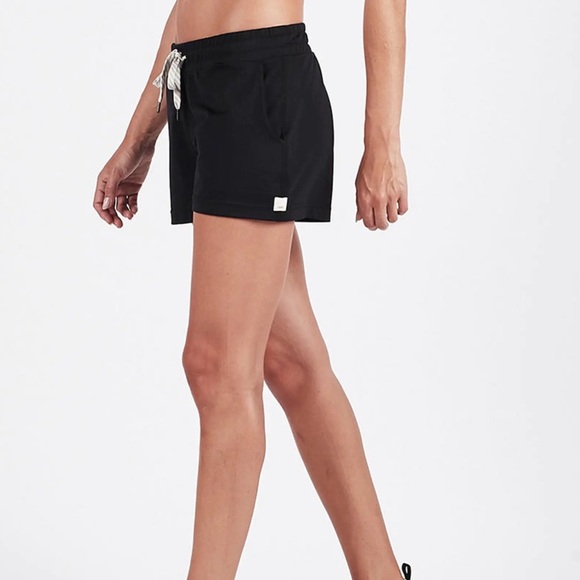 Vuori Pants - Vuori Halo Performance Short